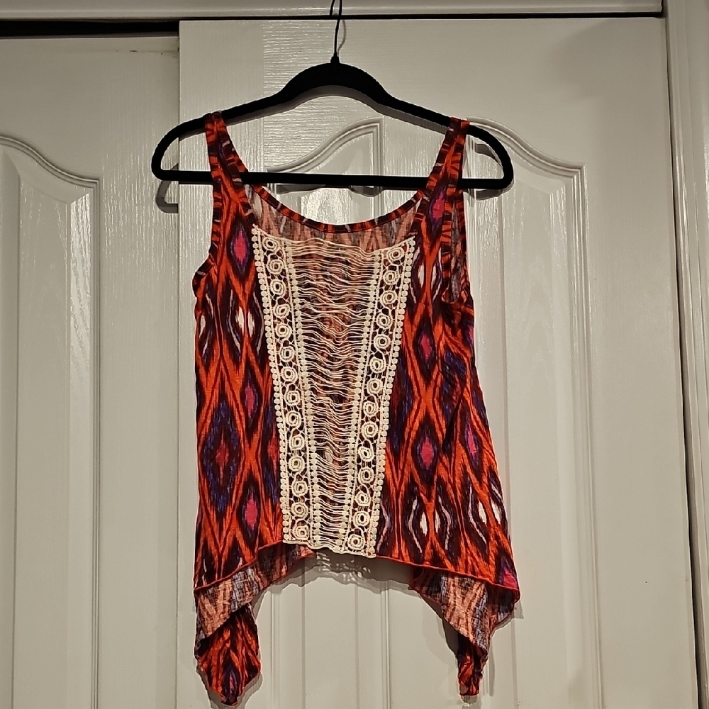 Aztec Print Lace Back Hi-Low Tank NWOT - Picture 4 of 7
